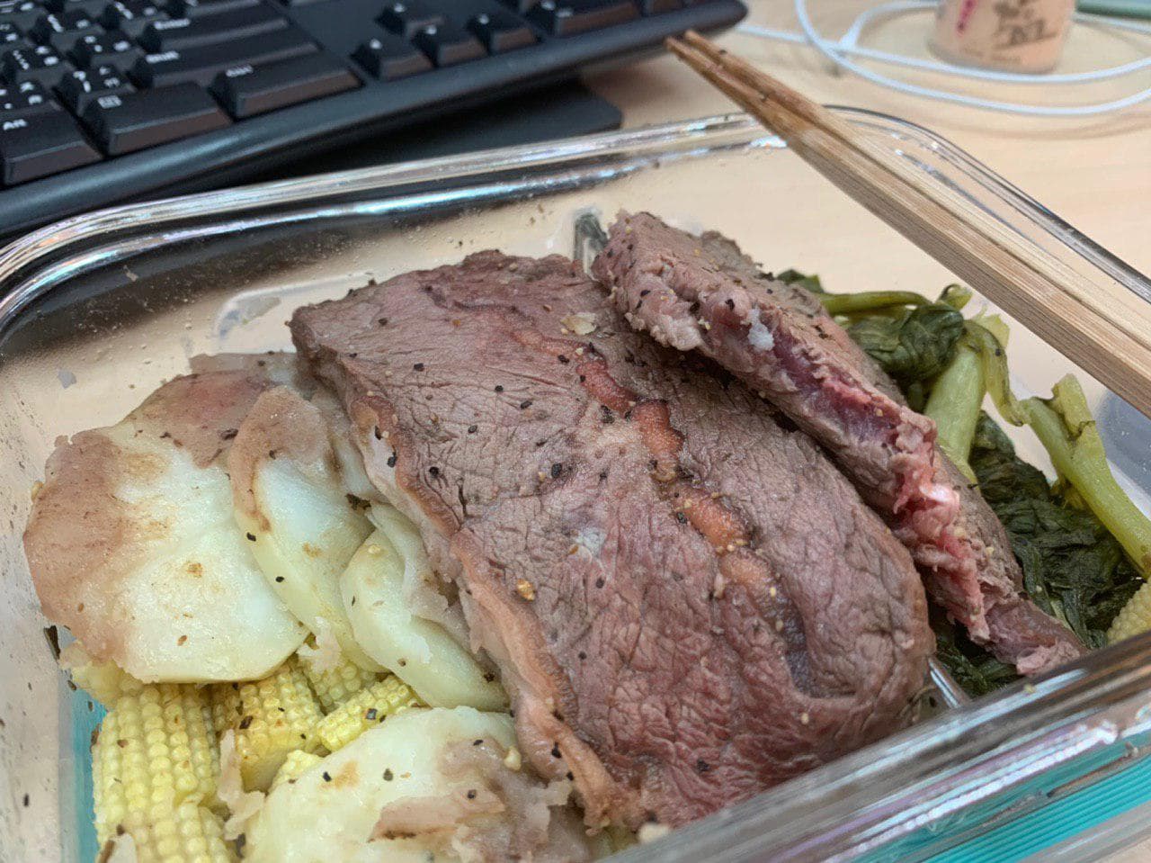 快七點了還好飽啊